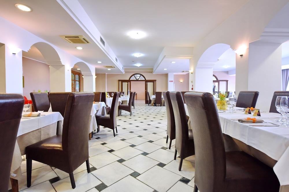 Hotel Costa D'Oro Santa Maria di Castellabate Bagian luar foto