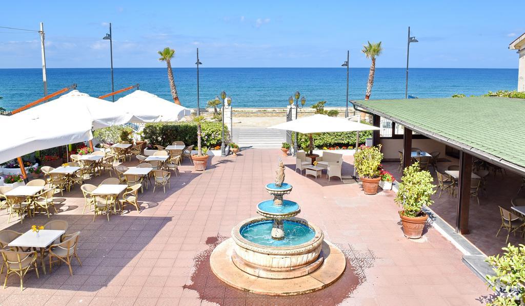 Hotel Costa D'Oro Santa Maria di Castellabate Bagian luar foto