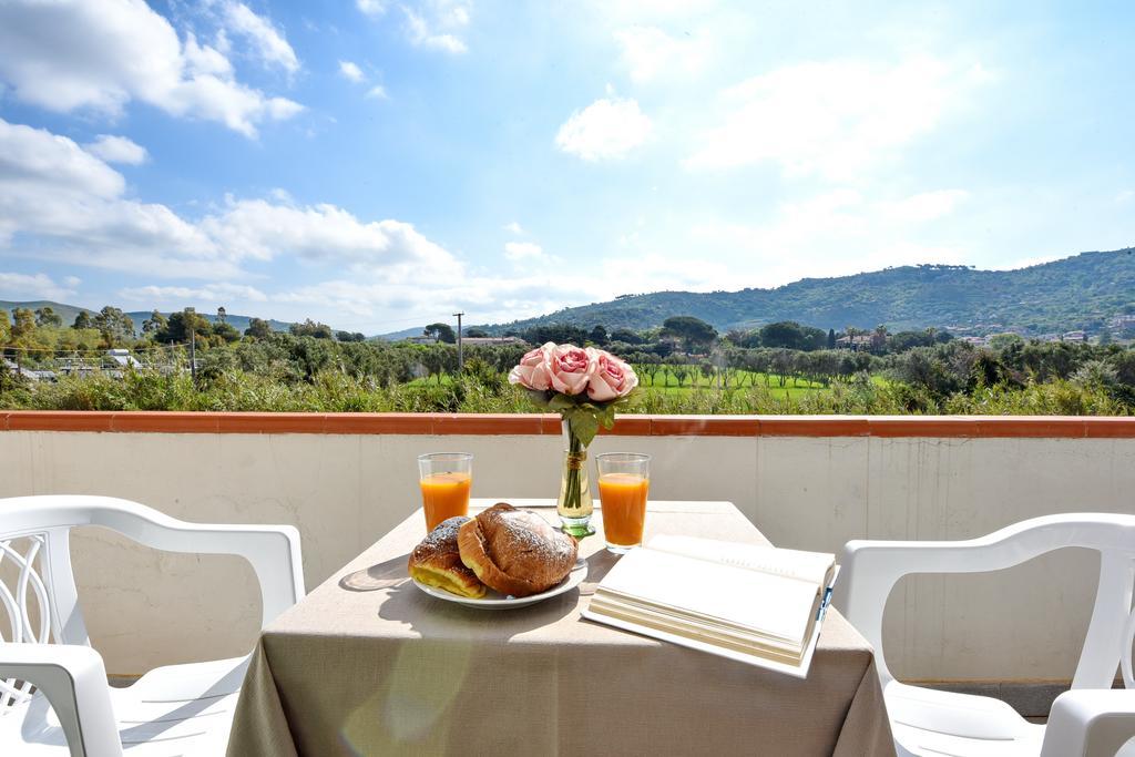 Hotel Costa D'Oro Santa Maria di Castellabate Bagian luar foto