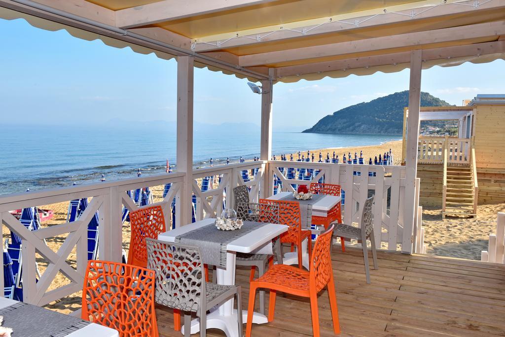 Hotel Costa D'Oro Santa Maria di Castellabate Bagian luar foto